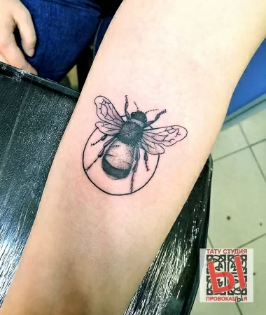  Пчела